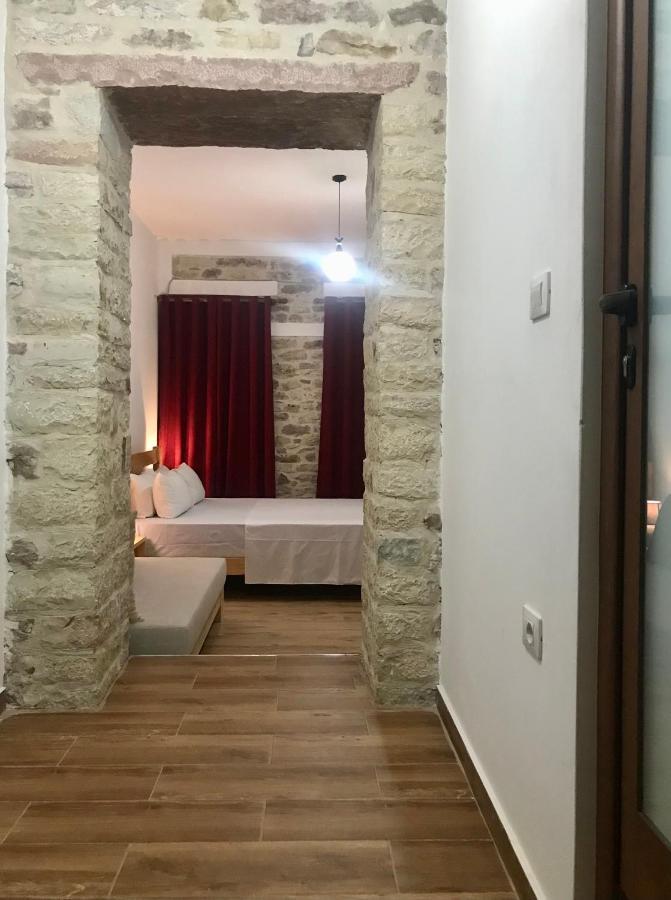 Aparthotel Eri *