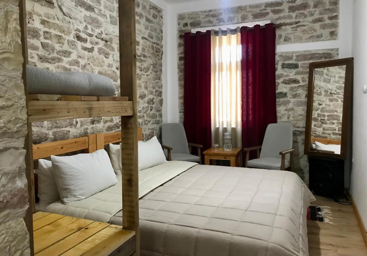 Eri Aparthotel Gjirokastër
