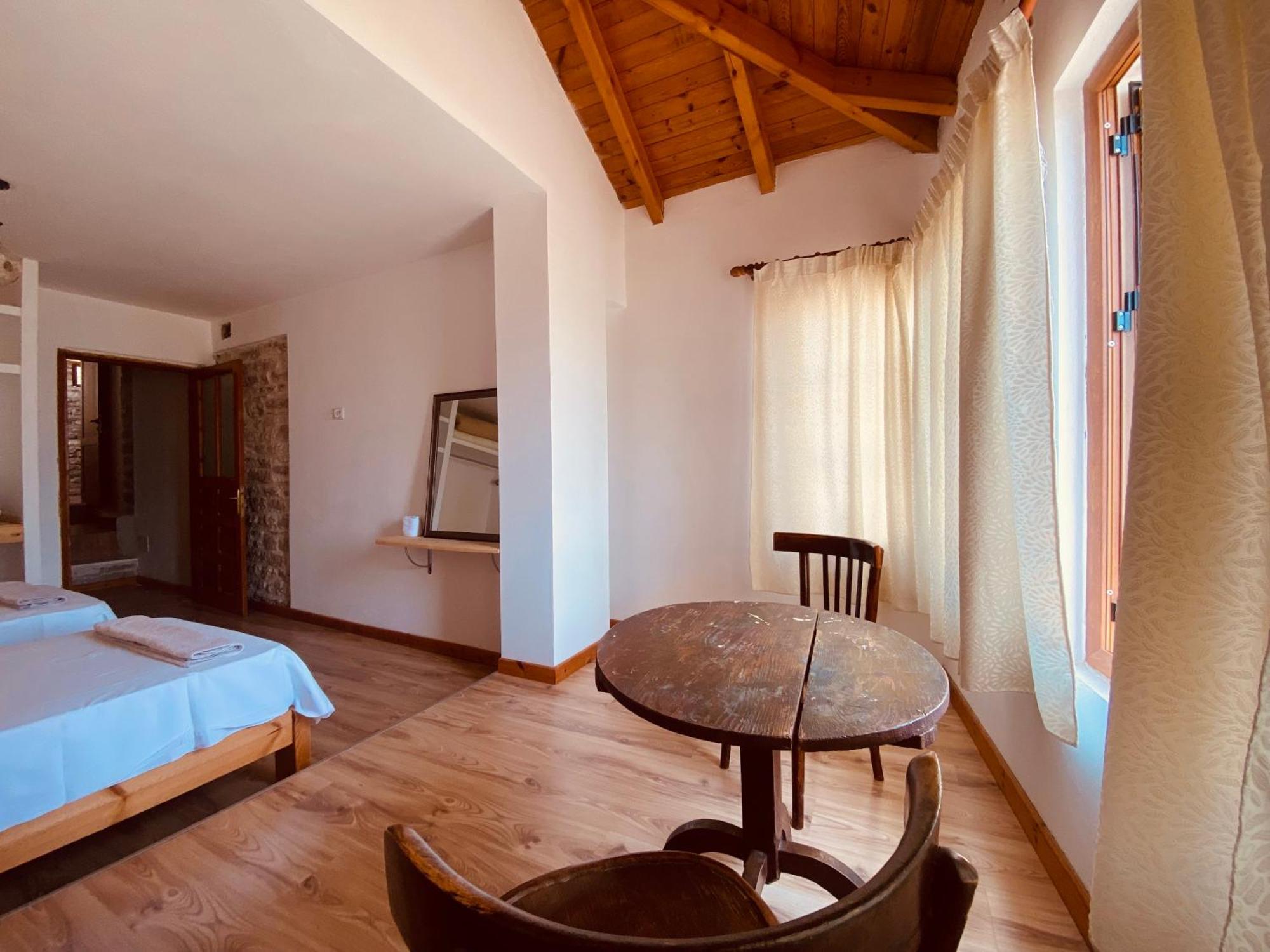 Aparthotel Eri *