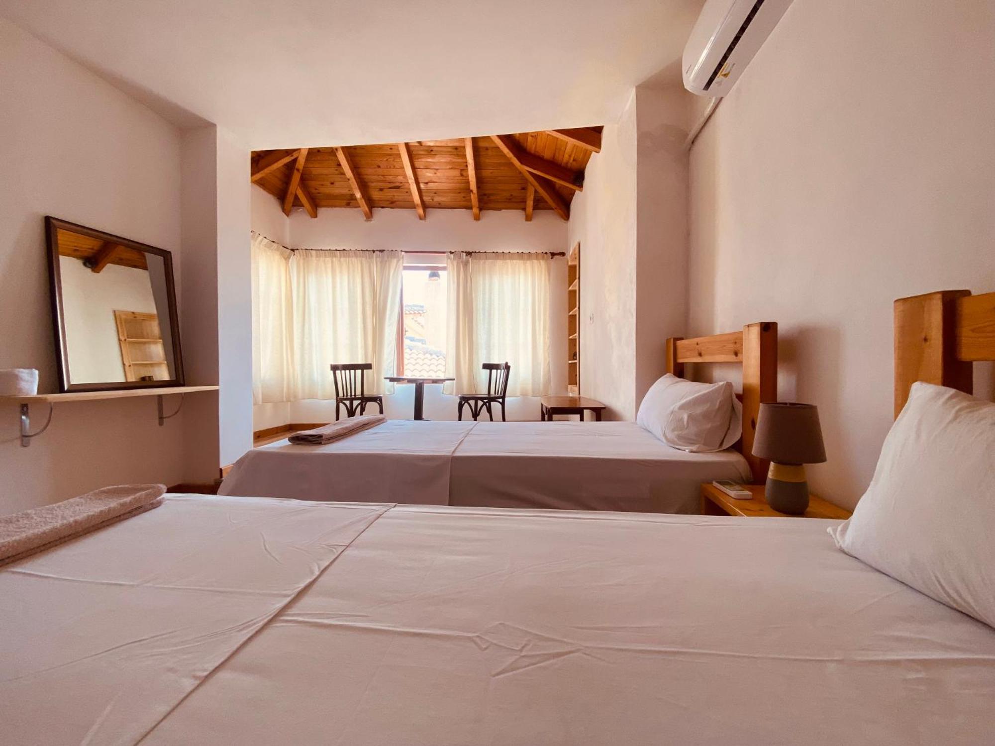 Eri Aparthotel Gjirokastër