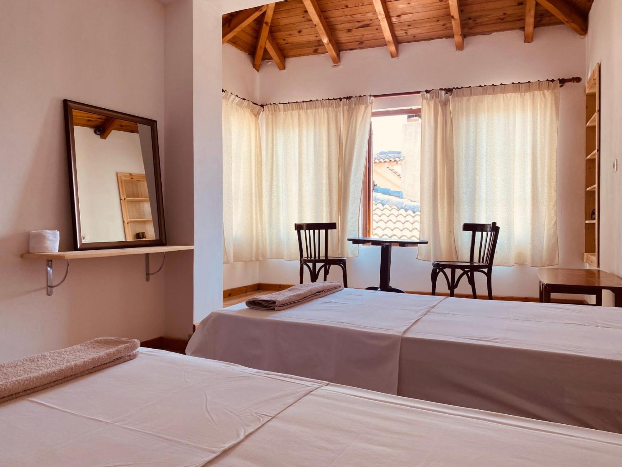 Eri Aparthotel