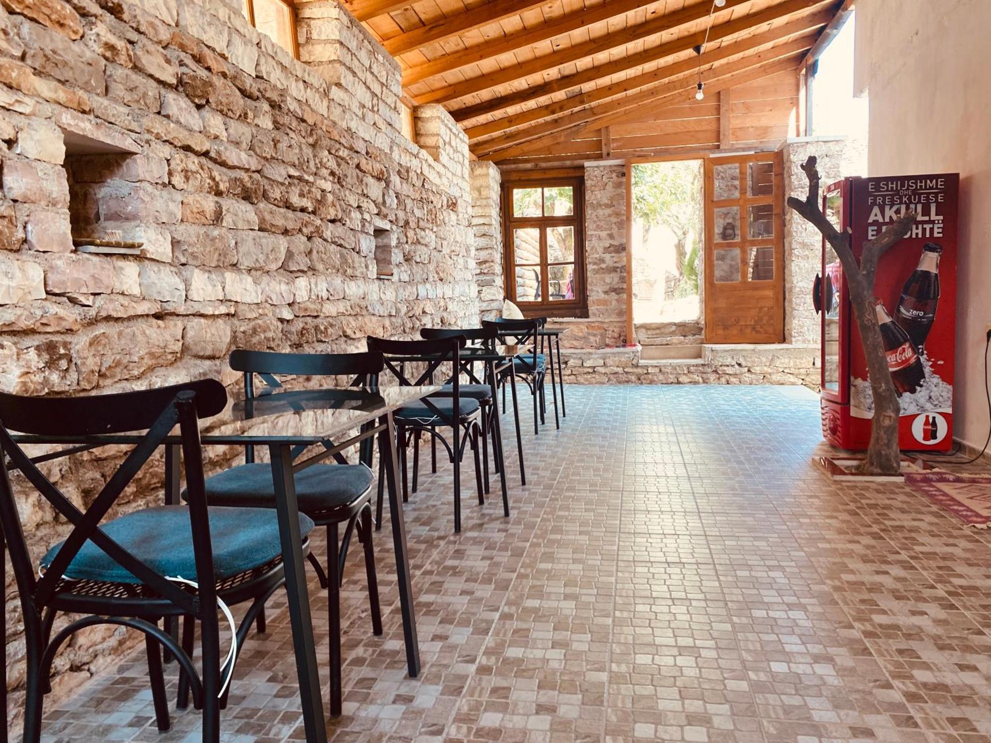 Aparthotel Eri *